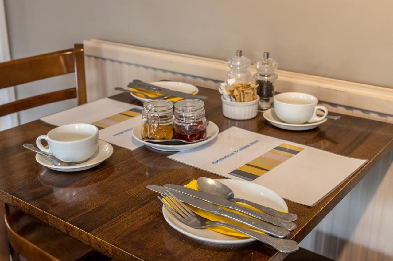 Alston House Hotel 외부 사진