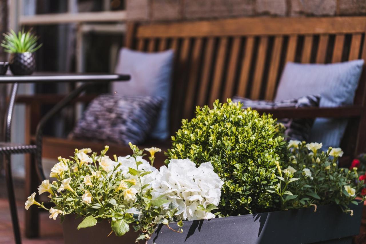 Alston House Hotel 외부 사진