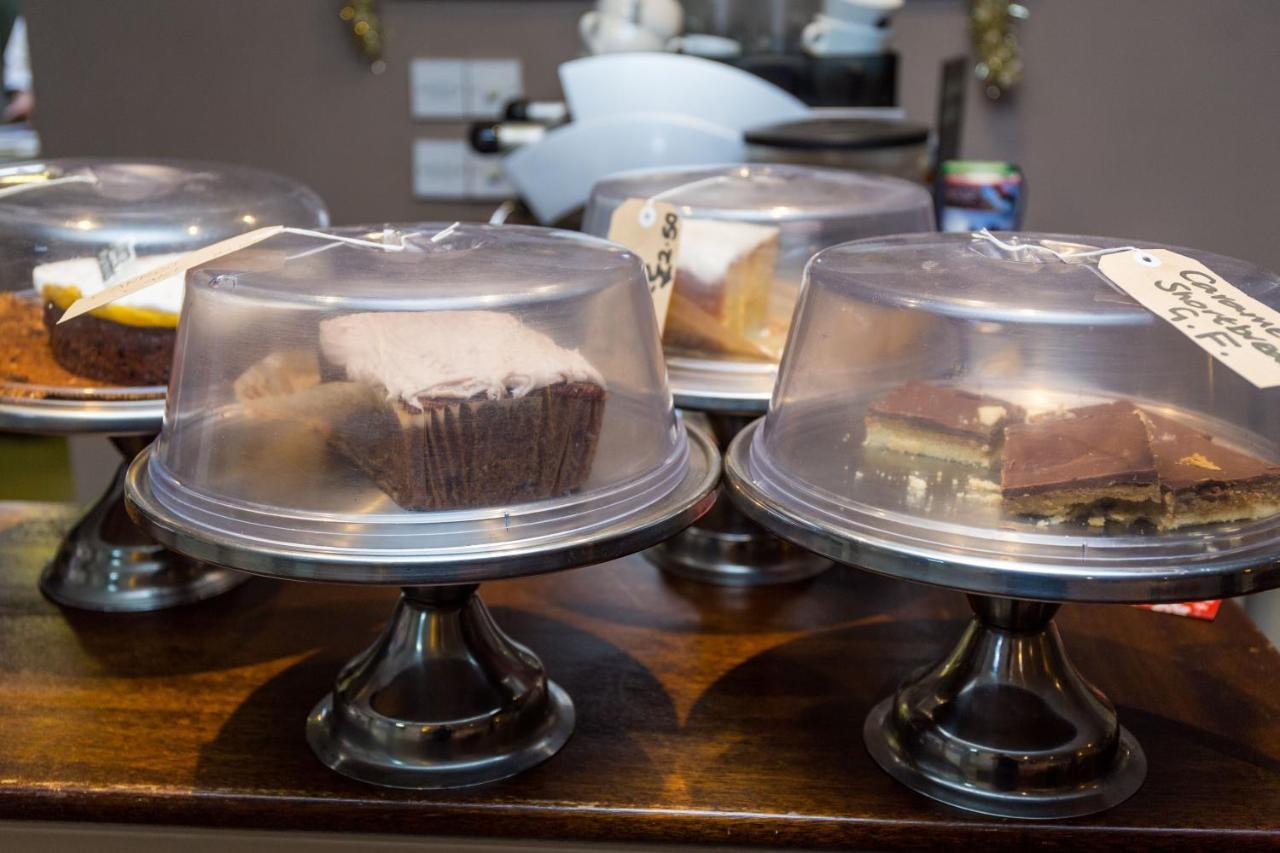 Alston House Hotel 외부 사진